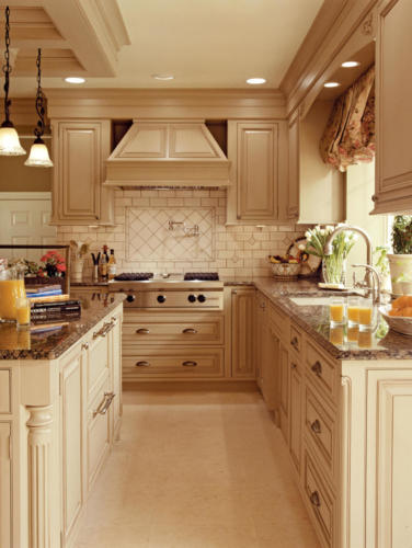 Custom Kitchen Cabinets and Design